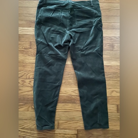 J. Jill High-Rise 5-Pocket Velveteen Stretch Jeans in Green Size 16 - Picture 5 of 9